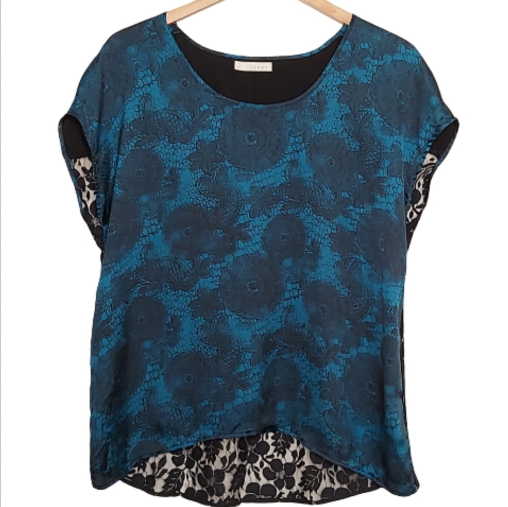 Hinge Floral Lace Back Silky Blouse